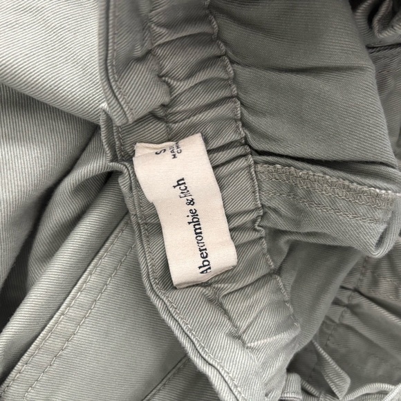 Abercrombie & Fitch Women's Size Small Green Baggy Utility Pants - Picture 2 of 4